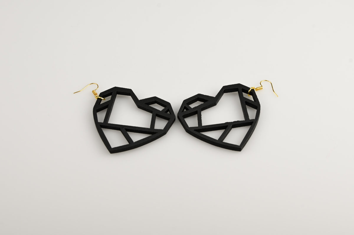 Kintsugi Heart (Black) - Earrings