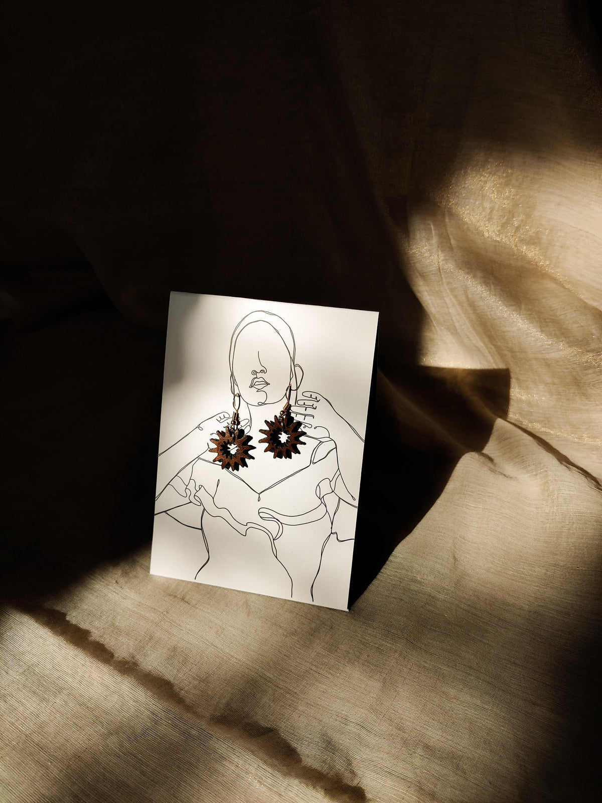 The Mini - The Flower Series - Black styled photo