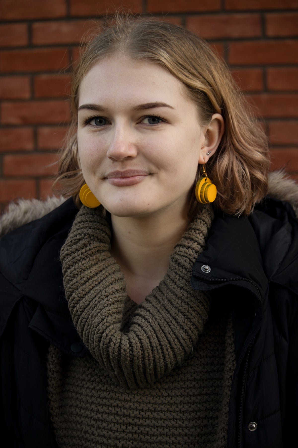 Yellow TriCircles - Dangle Earrings model