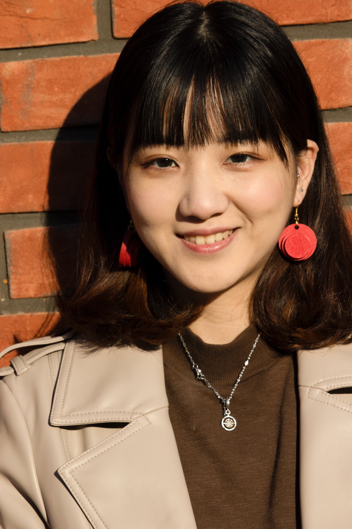 Red TriCircles - Dangle Earrings model