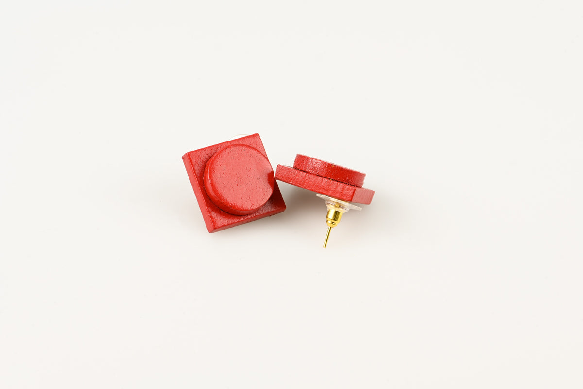 Squacle - Red studio image