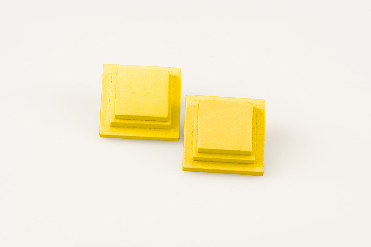 TriSquare - Yellow studio image
