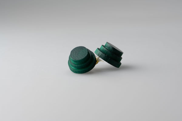 Triune Stud - Green studio image