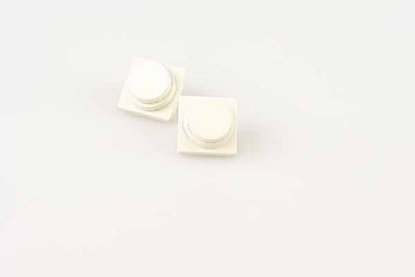 TwainSquare - White studio image
